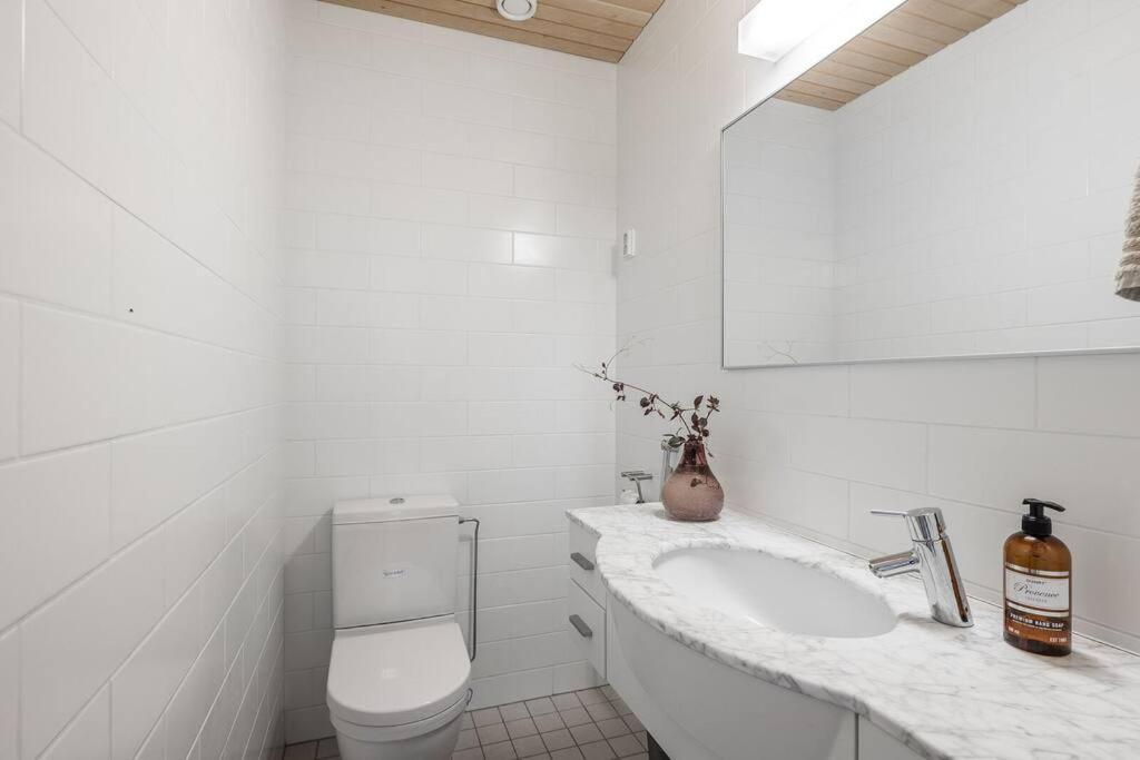 Spacious Home With Four Terrace, Sauna, Sea View Helsinki Kültér fotó