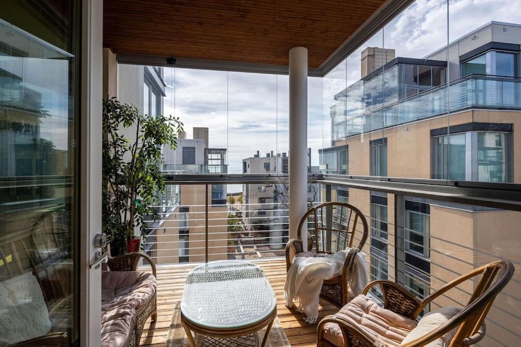 Spacious Home With Four Terrace, Sauna, Sea View Helsinki Kültér fotó