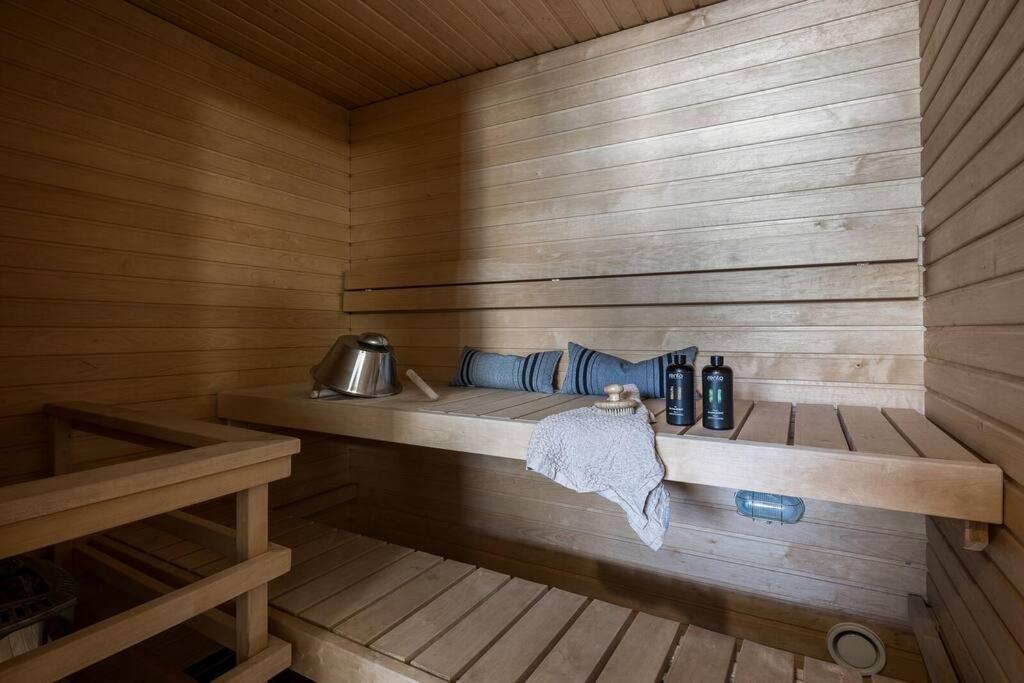 Spacious Home With Four Terrace, Sauna, Sea View Helsinki Kültér fotó